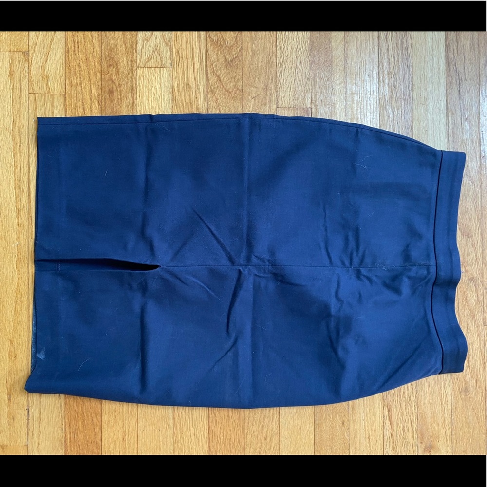 Banana Republic navy pencil skirt size 8P